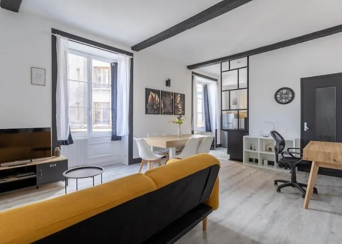 Les Aiguilles Dorees #hypercentre#comfort Апартаменты *